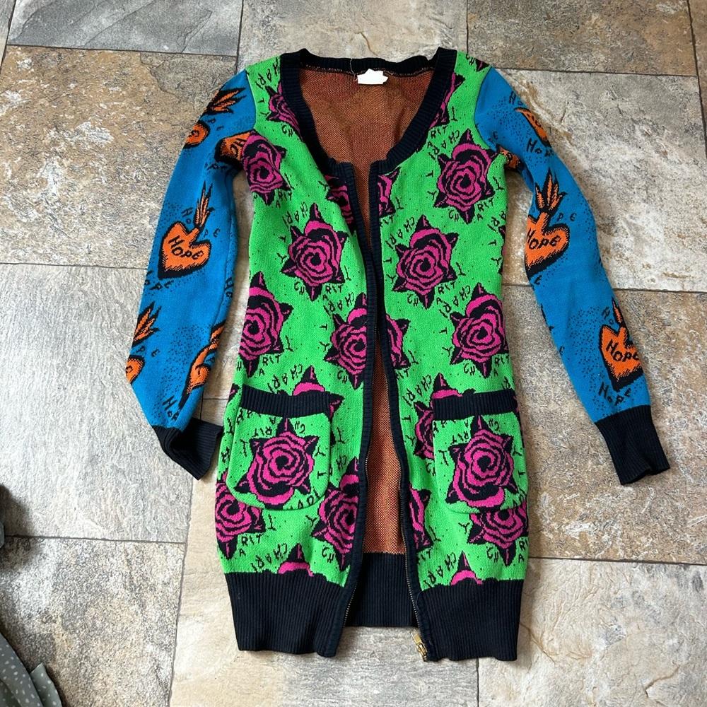 Multi colored sweater with zipper